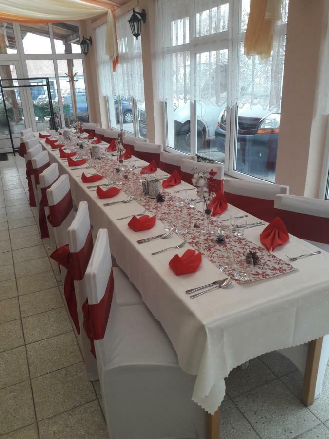 Hotel Kras Rožňava Kültér fotó